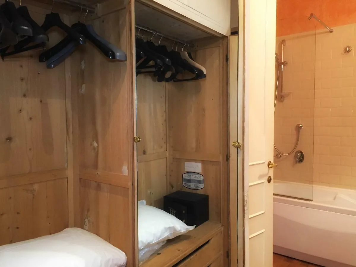 M&G Apartment Firenze Italien